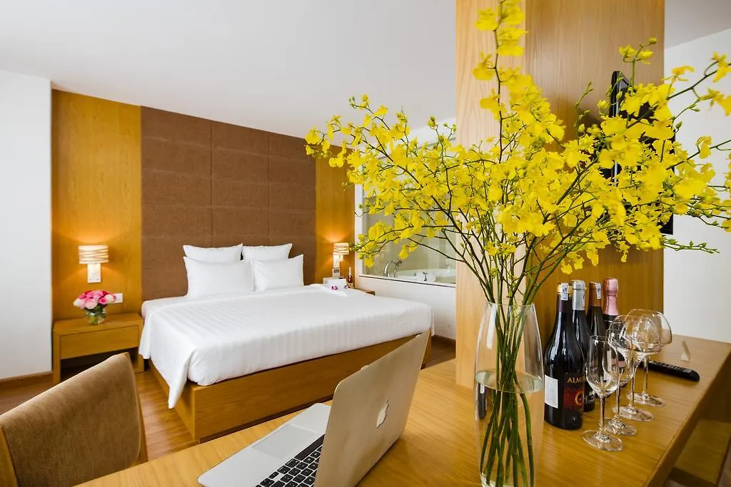 ****  Paradise Saigon Boutique Hotel & Spa Хошимин Вьетнам
