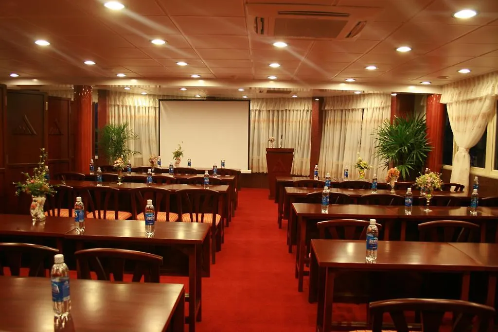Paradise Saigon Boutique Hotel & Spa Хошимин